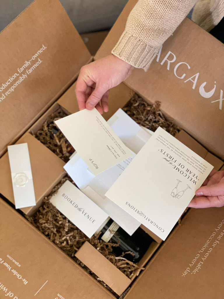Classic Wedding Wine Gift Set